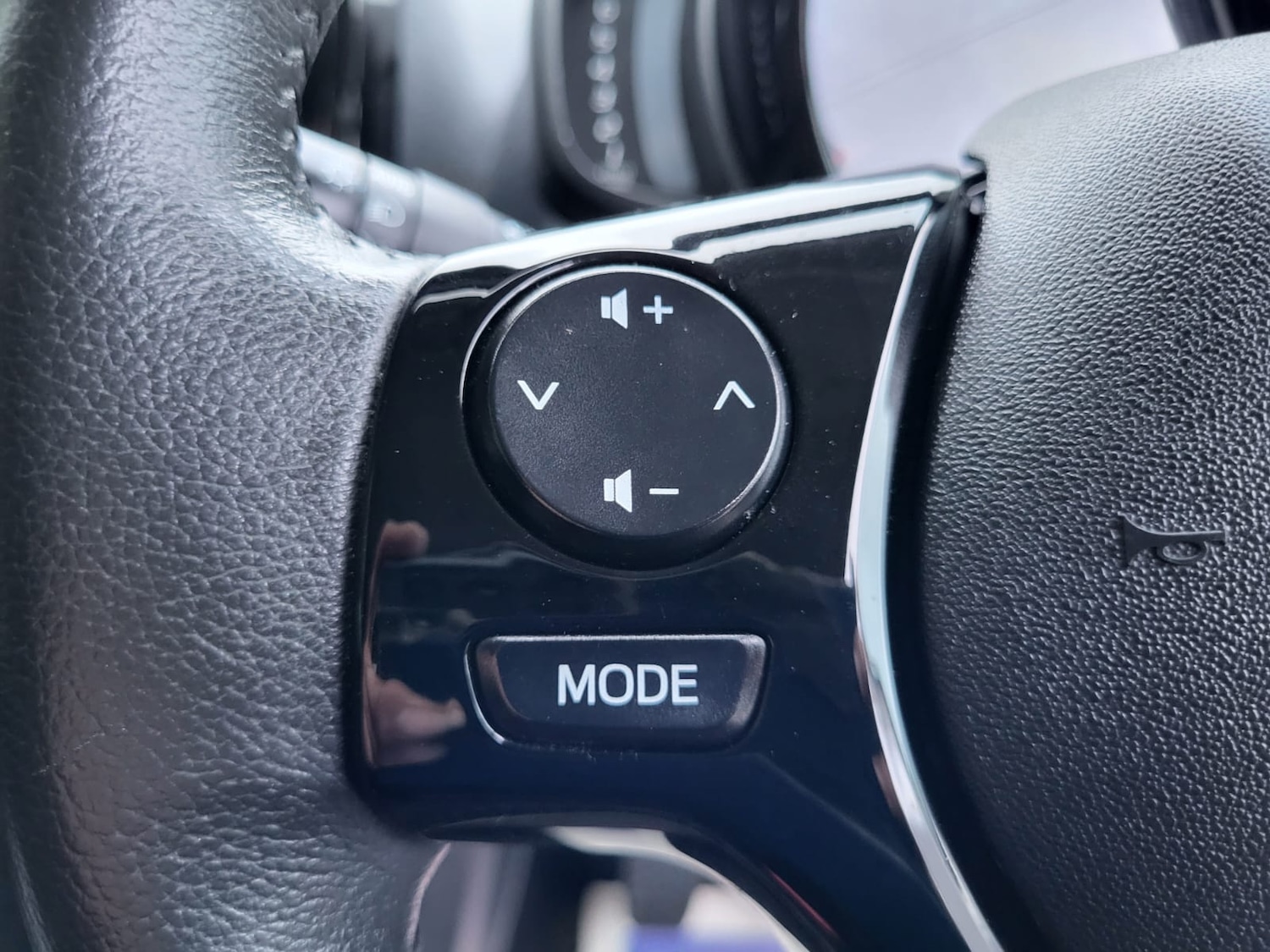 Used Peugeot 108 2015 for sale - 77103426: Photo 17