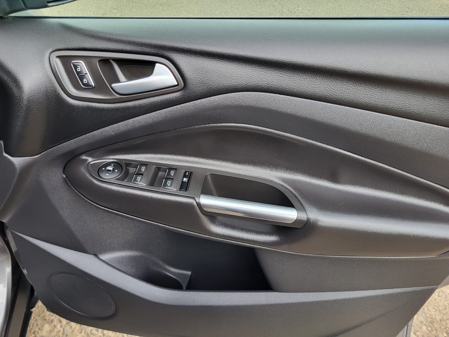 Used Ford Kuga 2014 for sale - 77353948: Photo 21