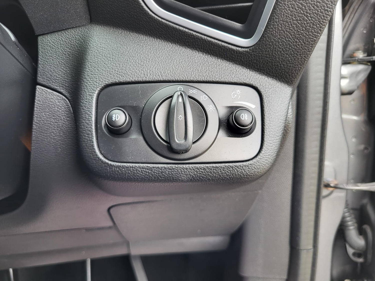 Used Ford Kuga 2014 for sale - 77353948: Photo 22