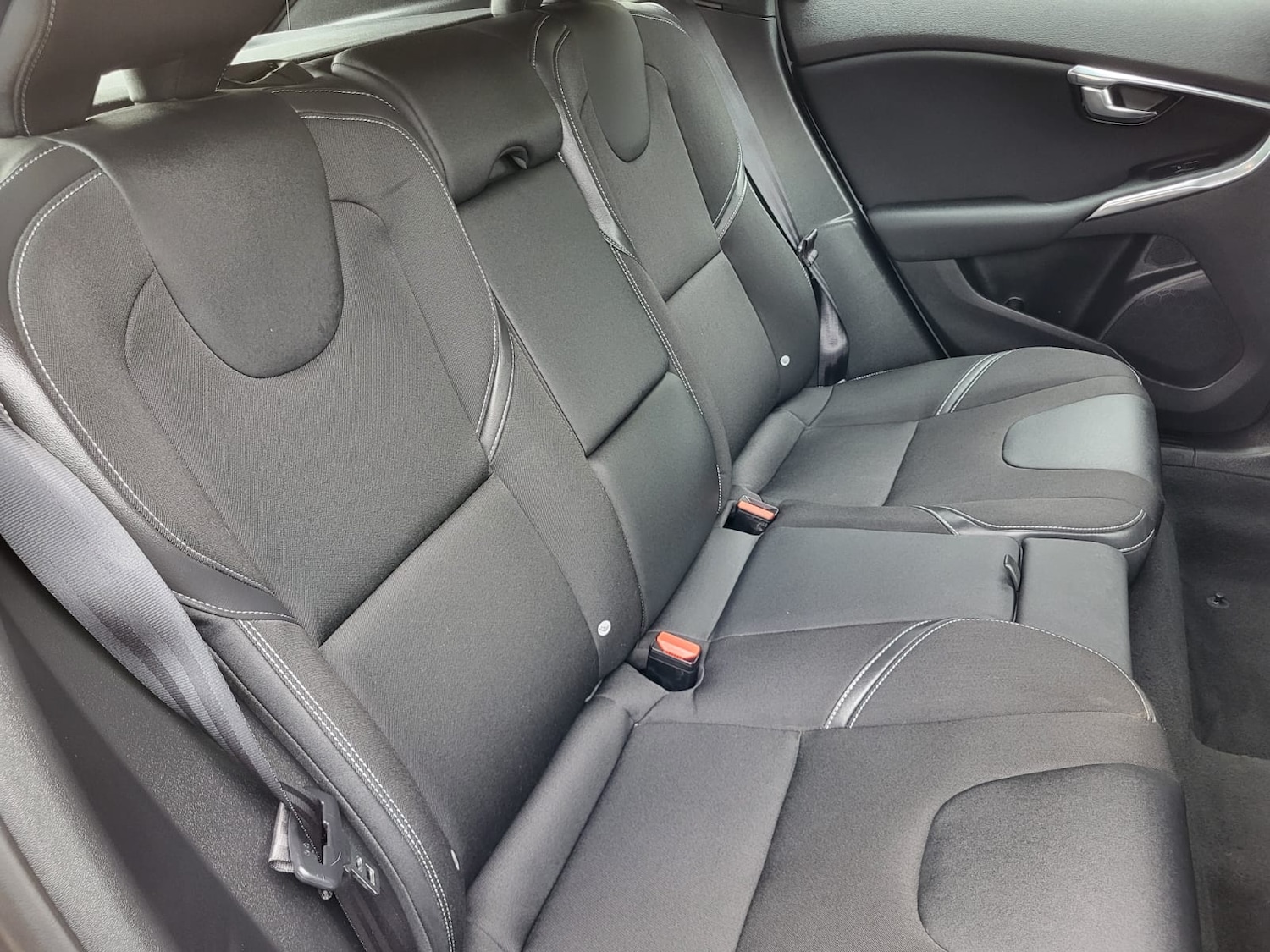 Used Volvo V40 2013 for sale - 77391883: Photo 13