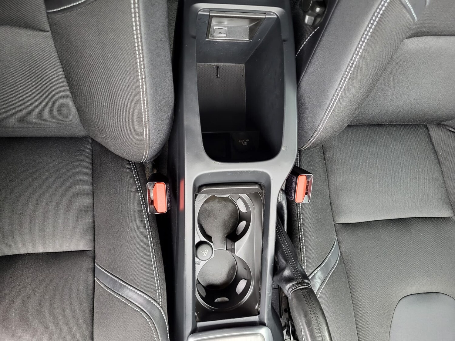 Used Volvo V40 2013 for sale - 77391883: Photo 17