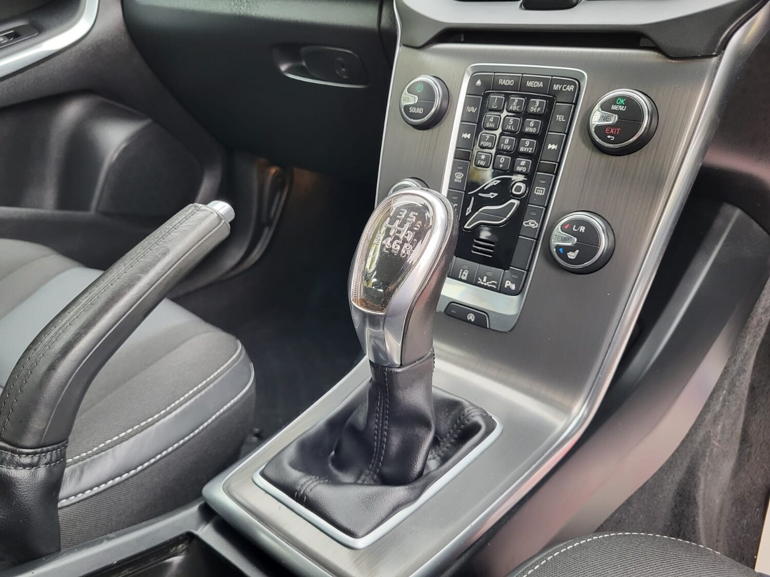 Used Volvo V40 2013 for sale - 77391883: Photo 20