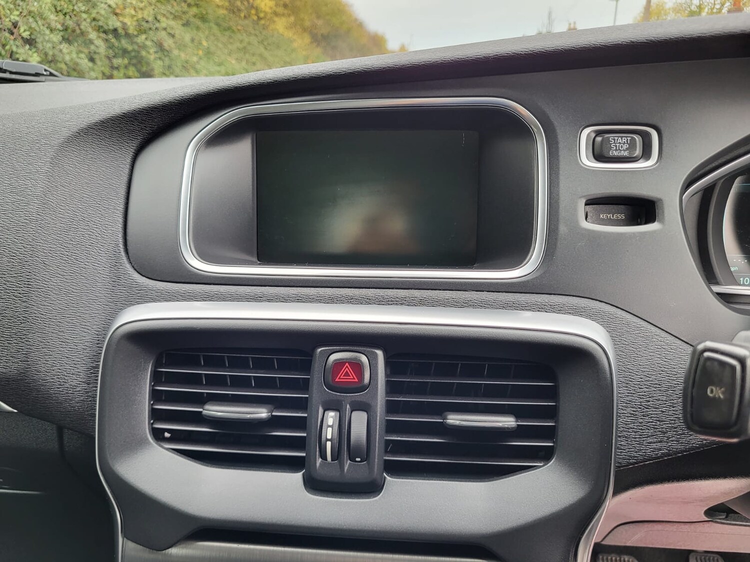 Used Volvo V40 2013 for sale - 77391883: Photo 23