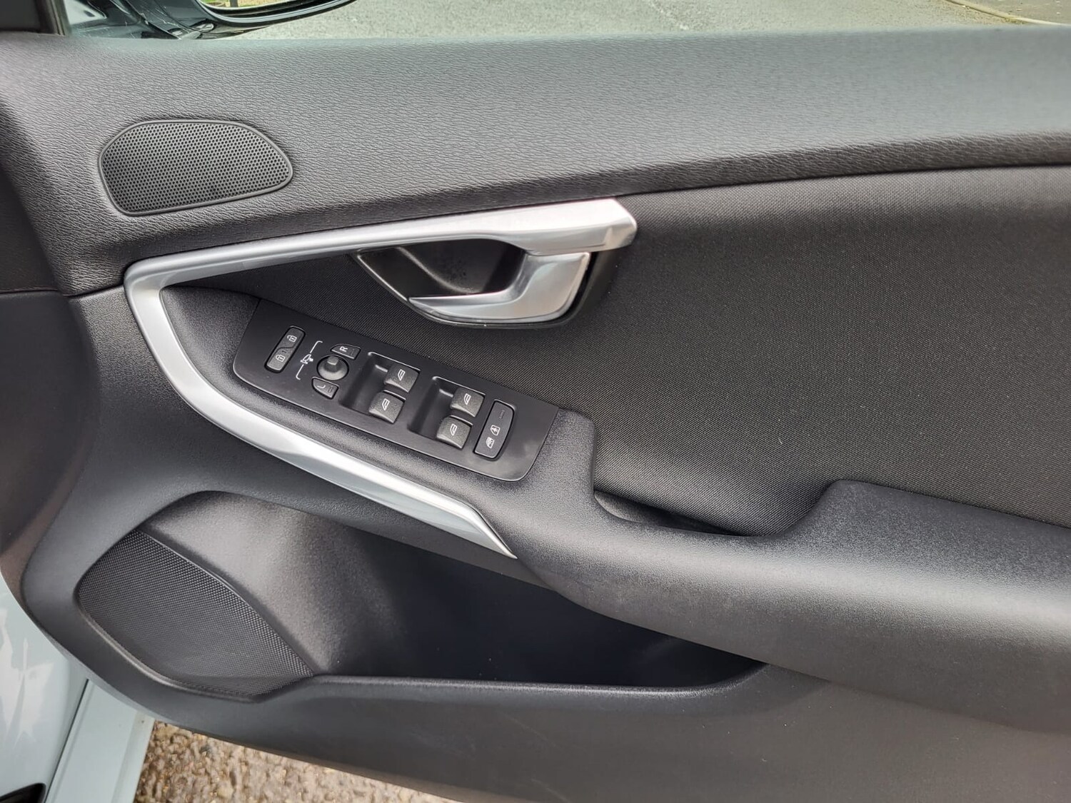 Used Volvo V40 2013 for sale - 77391883: Photo 24