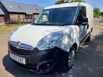 Used Vauxhall Combo 2017 for sale - 79098112: Photo
