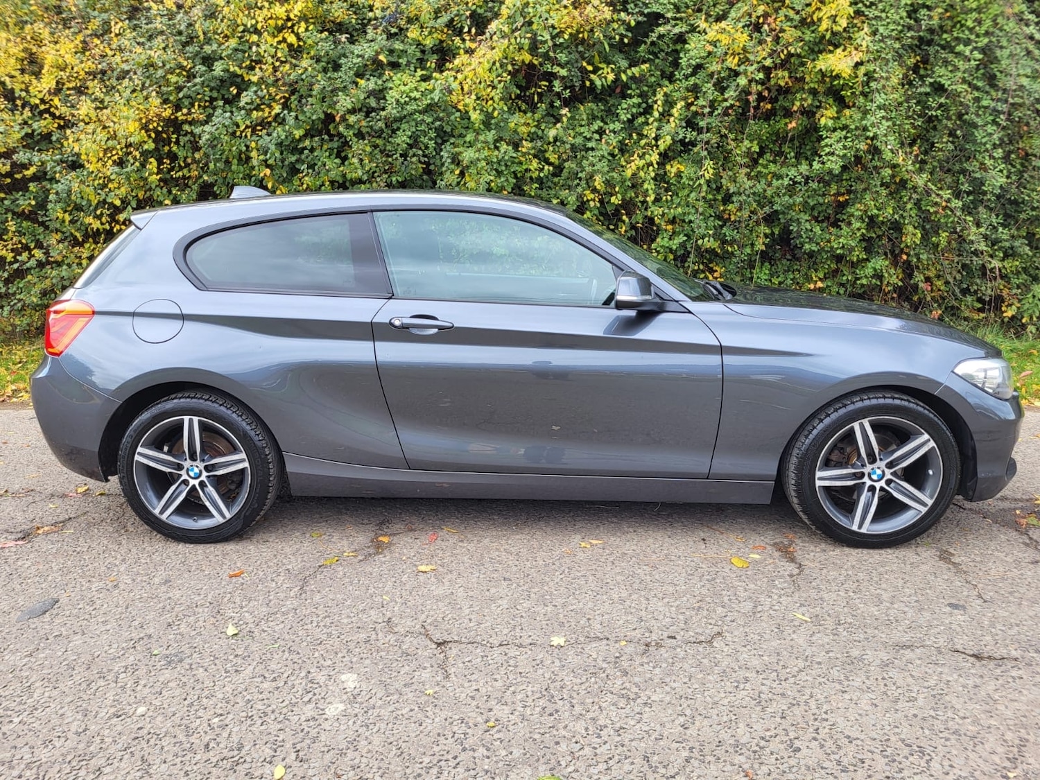 Used BMW 1 Series 2018 for sale - 77102634: Photo 2