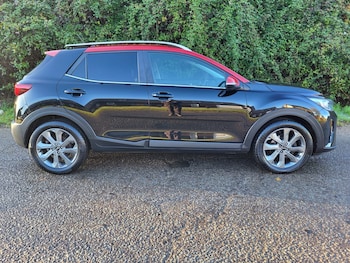 Used Kia Stonic 2018 for sale - 76663352: Photo