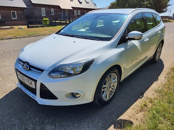 Used Ford Focus 2013 for sale - 75212617: Photo