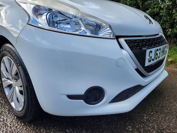 Used Peugeot 208 2013 for sale - 75641570: Photo 10
