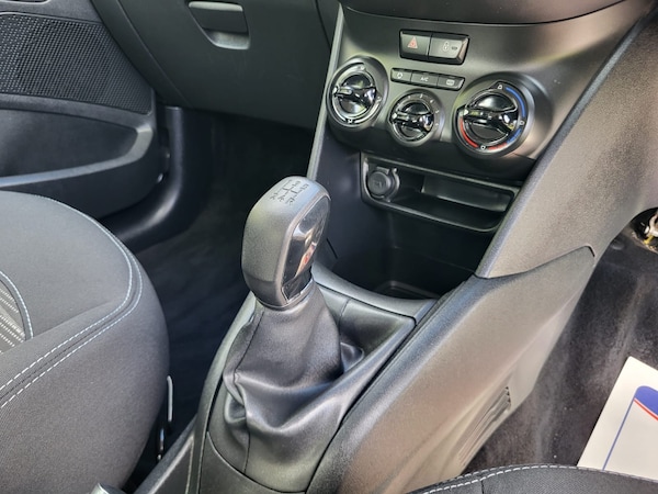 Used Peugeot 208 2013 for sale - 75641570: Photo 17
