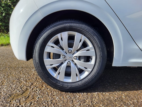 Used Peugeot 208 2013 for sale - 75641570: Photo 21