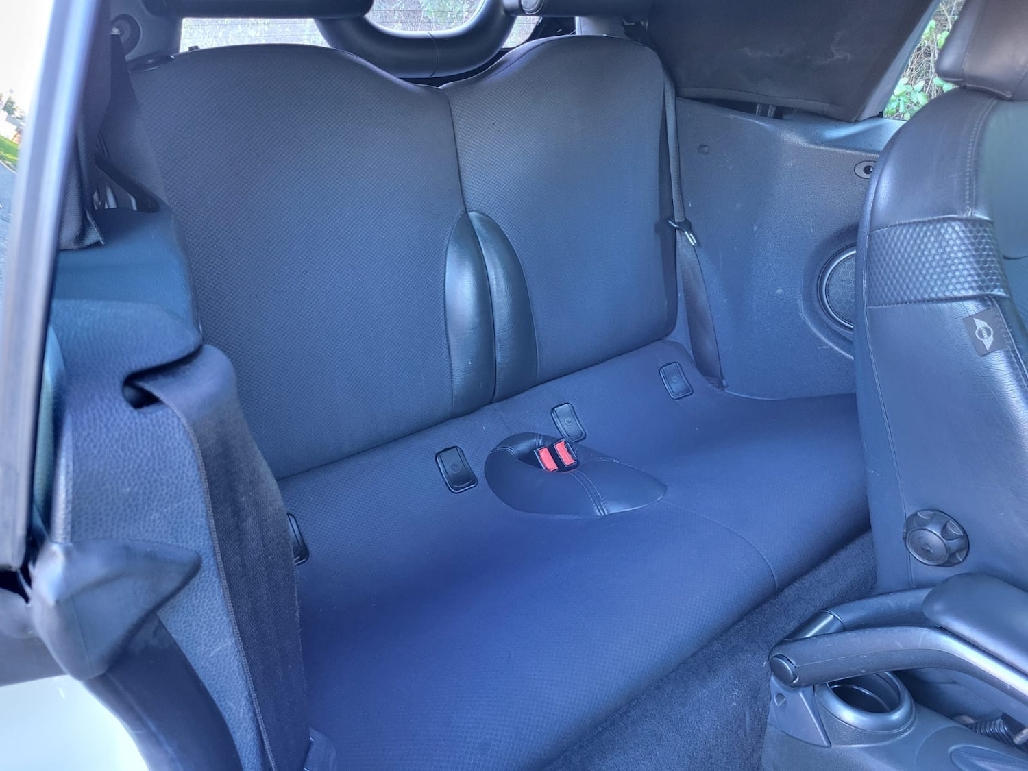 Used MINI Convertible 2006 for sale - 76799547: Photo 15