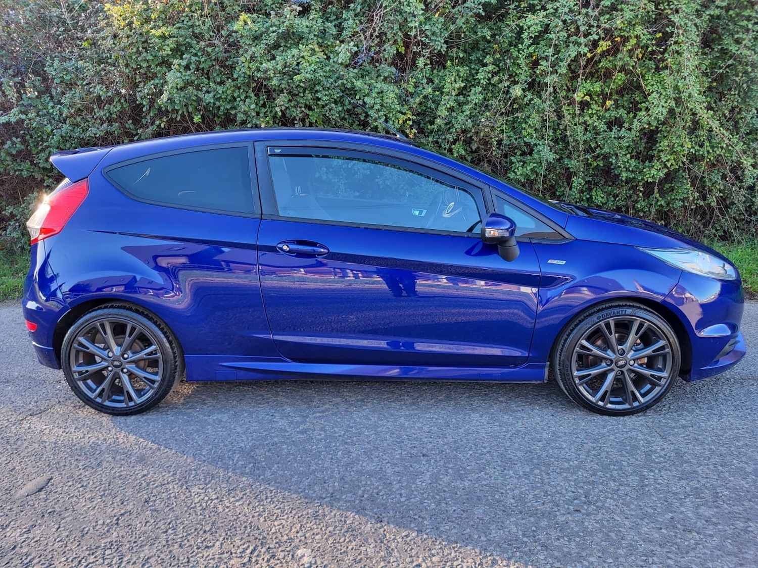 Used Ford Fiesta 2017 for sale - 77103094: Photo 2