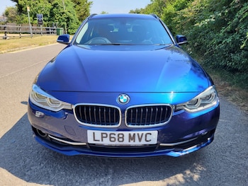 Used BMW 3 Series 2018 for sale - 79098172: Photo