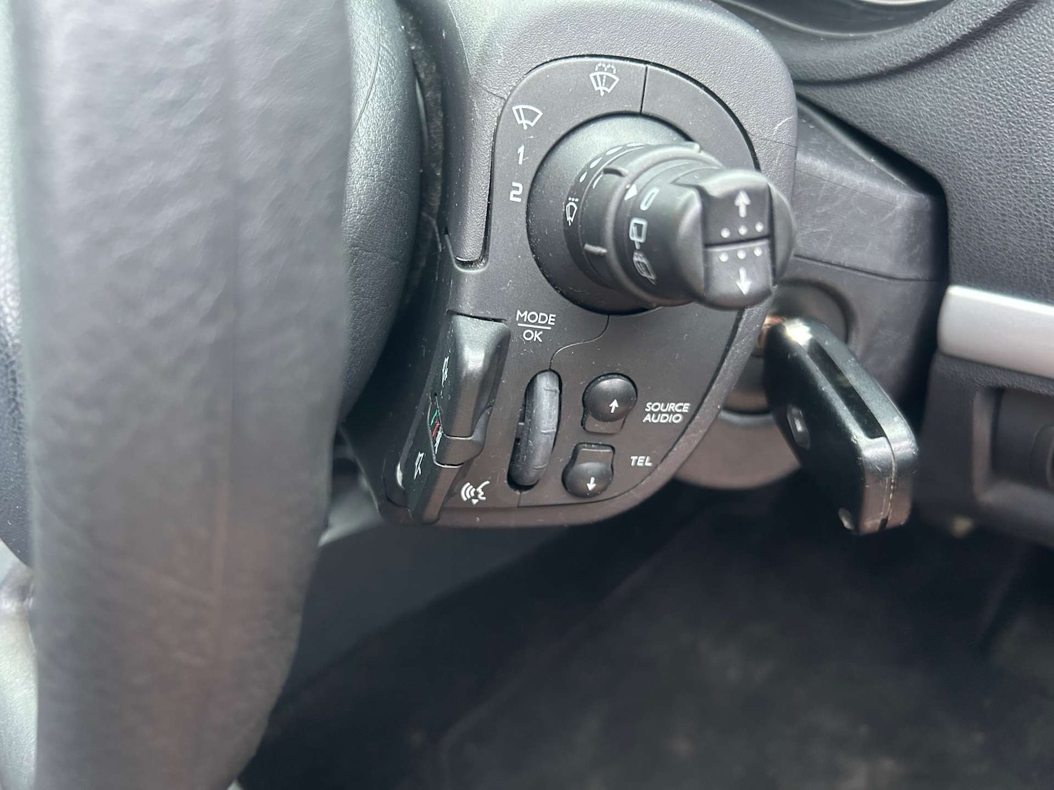 Used Renault Clio 2012 for sale - 77328596: Photo 13