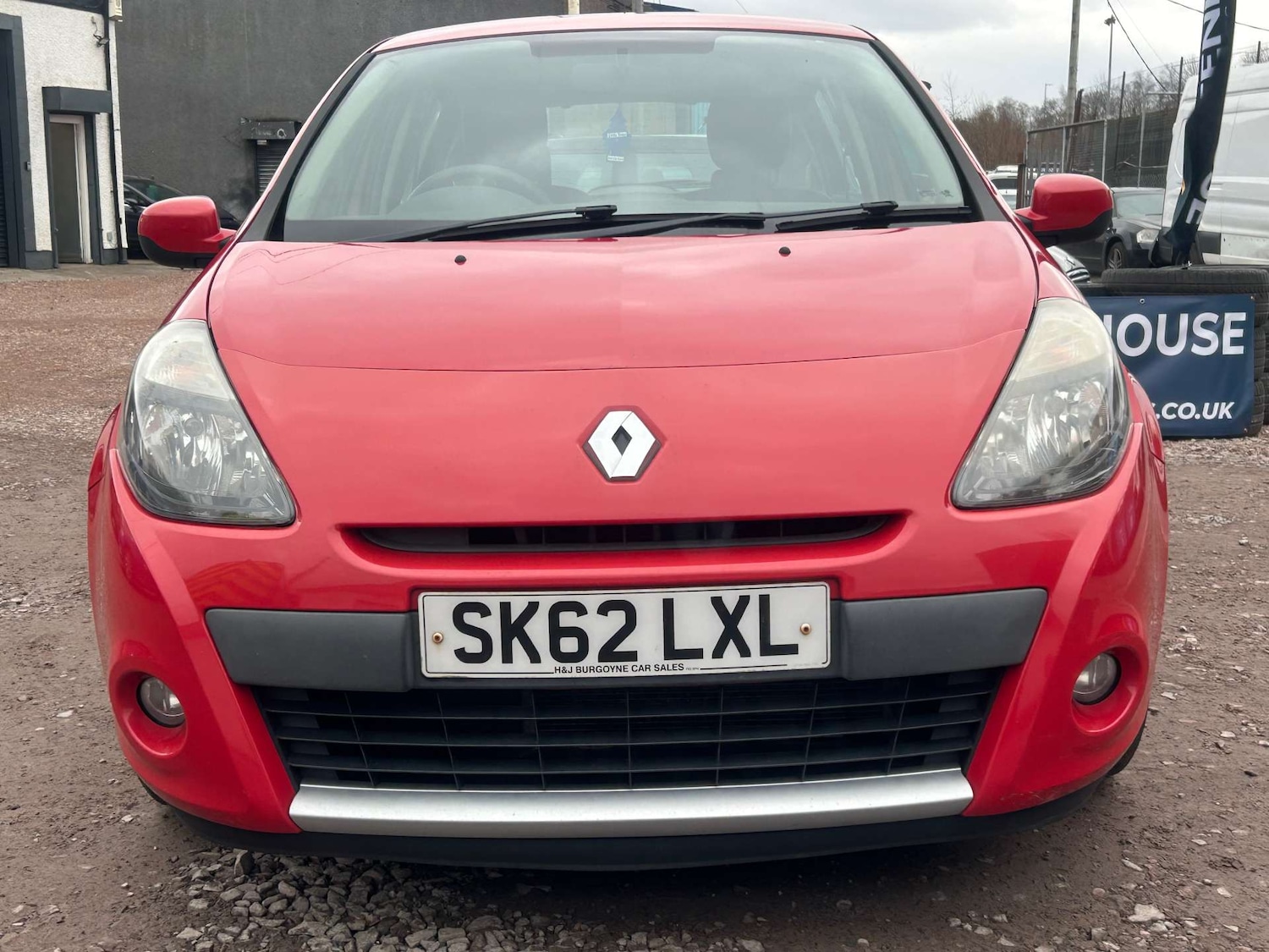 Used Renault Clio 2012 for sale - 77328596: Photo 3