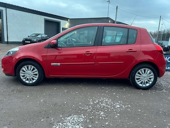 Used Renault Clio 2012 for sale - 77328596: Photo