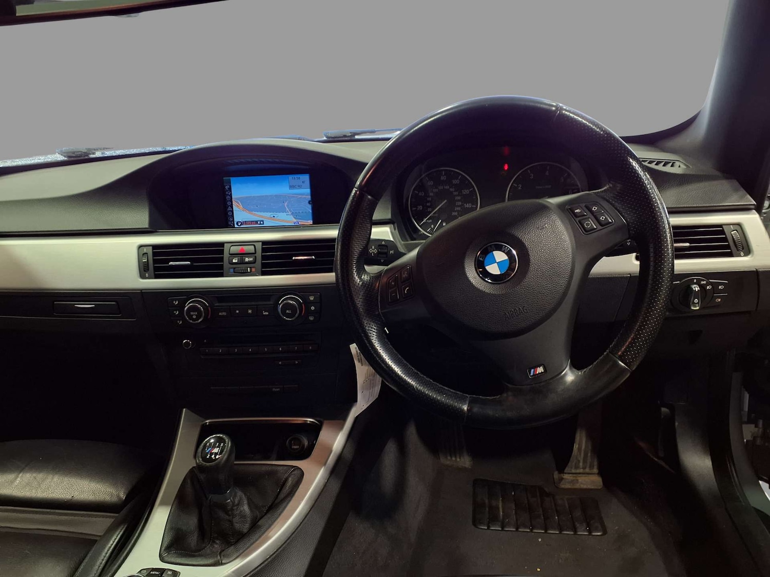 Used BMW 3 Series 2011 for sale - 77383387: Photo 4