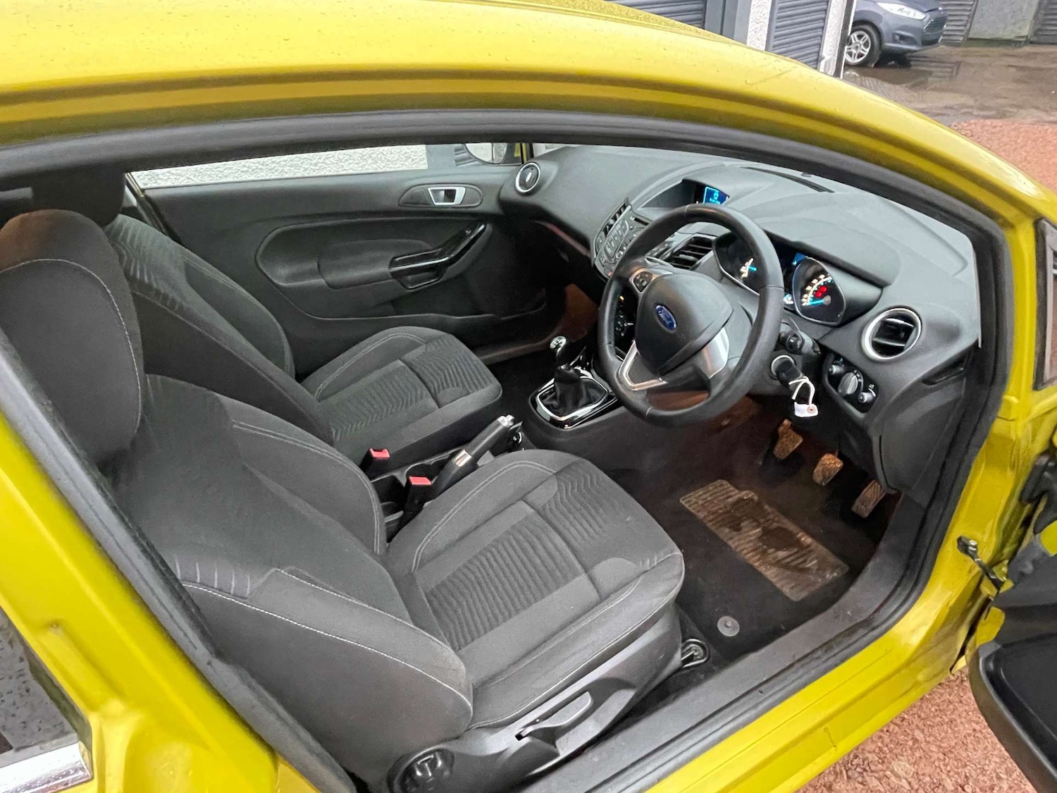 Used Ford Fiesta 2014 for sale - 77125079: Photo 8