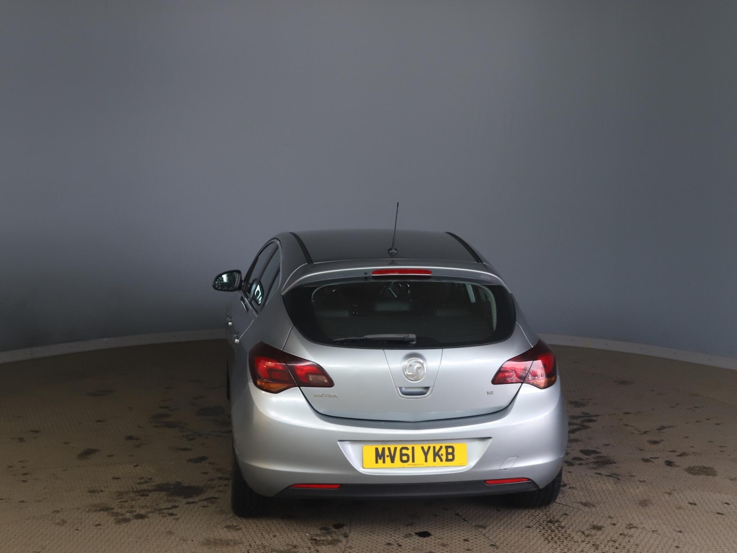Used Vauxhall Astra 2011 for sale - 77970260: Photo 5