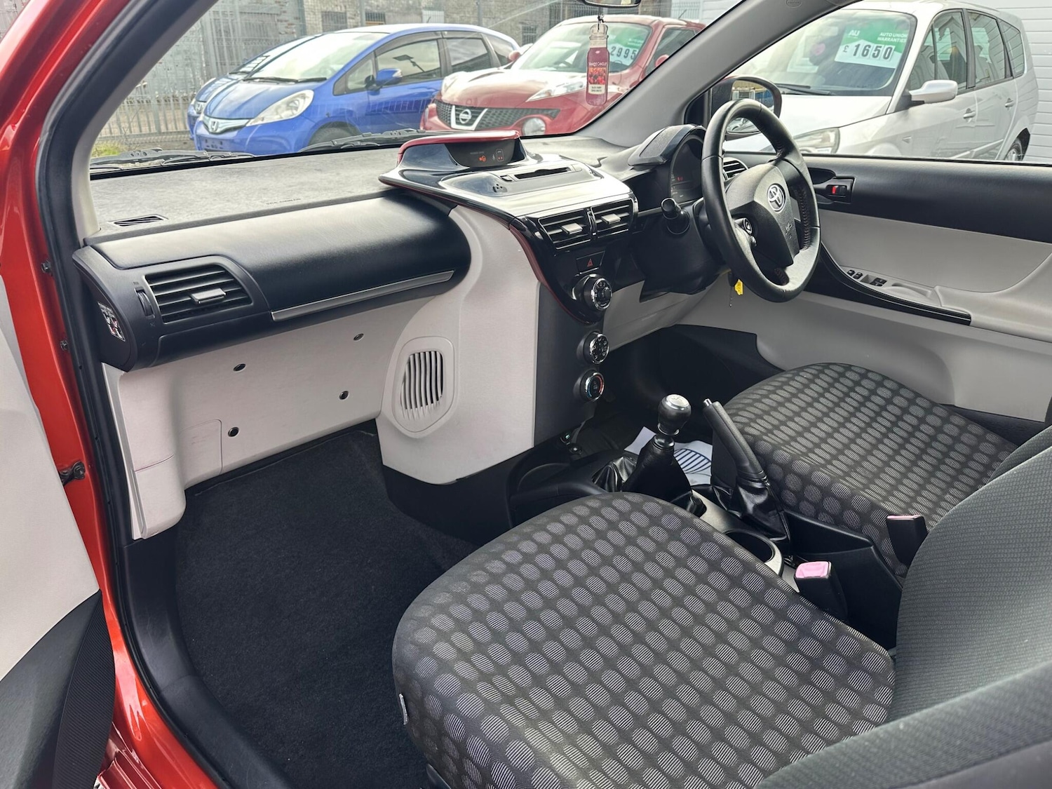 Used Toyota IQ 2011 for sale - 77314959: Photo 9