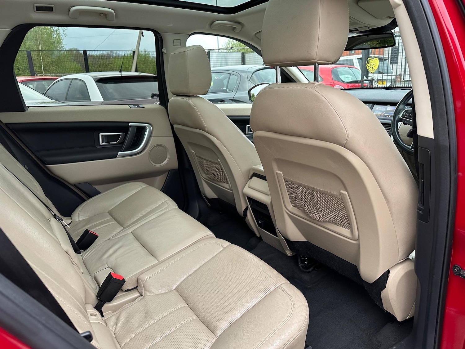 Used Land Rover Discovery Sport 2016 for sale - 77395819: Photo 16