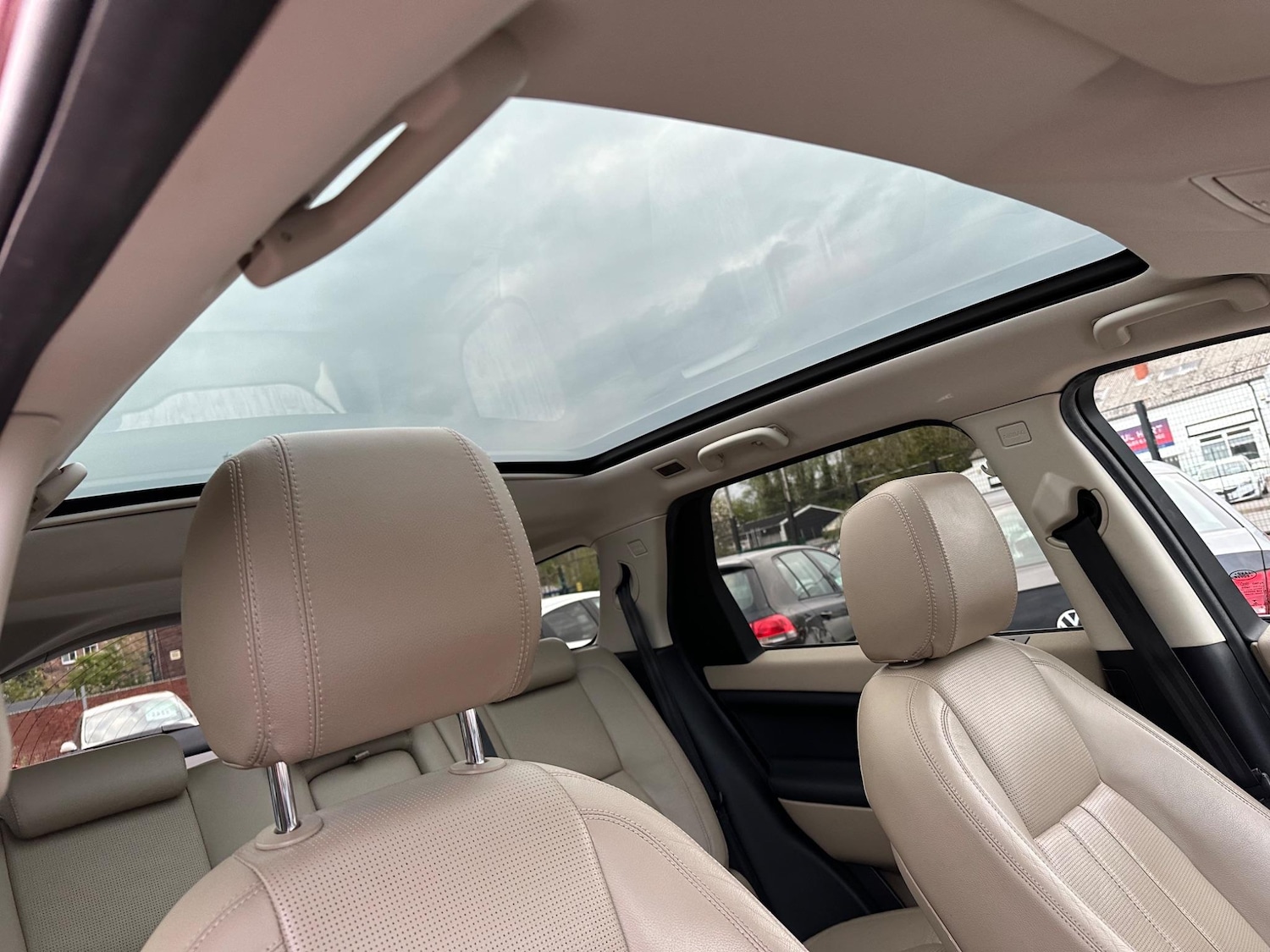 Used Land Rover Discovery Sport 2016 for sale - 77395819: Photo 31