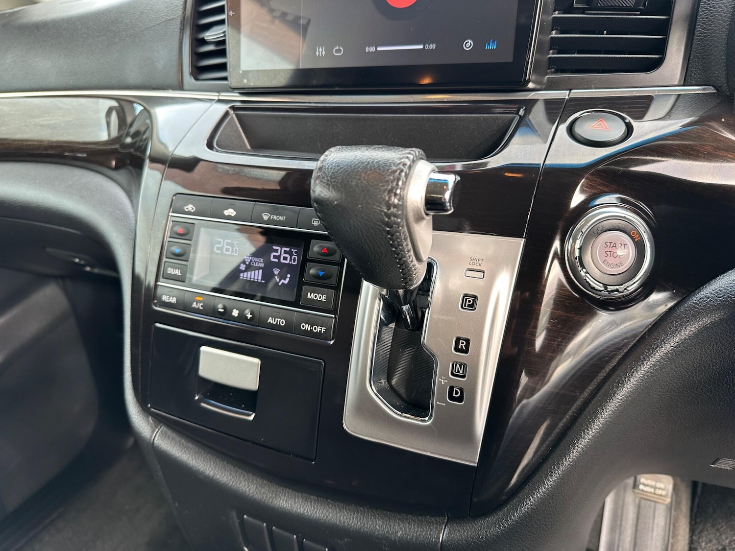 Used Nissan Elgrand for sale - 78115493: Photo 22