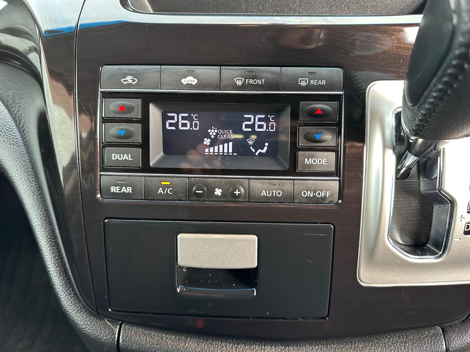 Used Nissan Elgrand for sale - 78115493: Photo 28