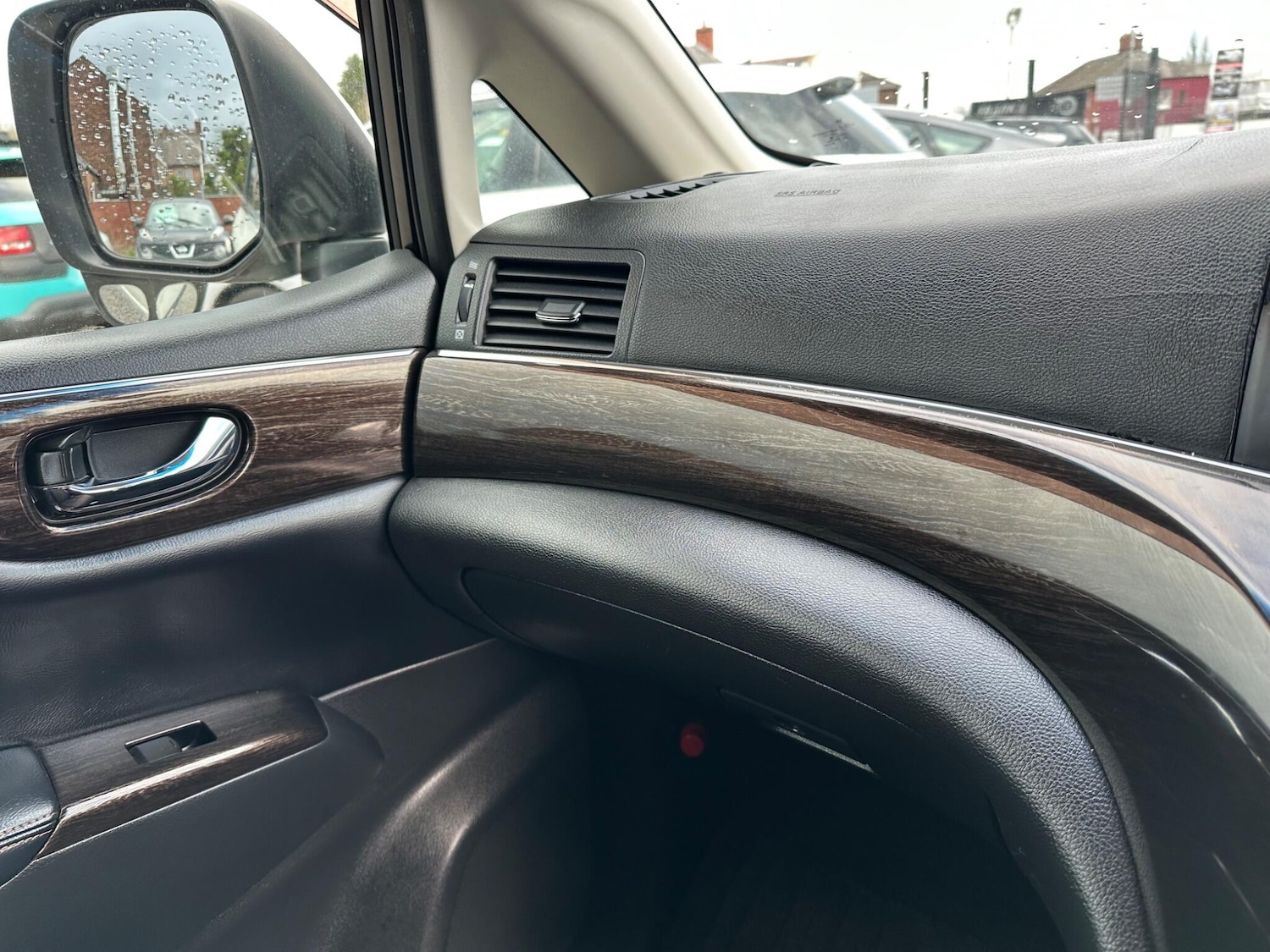 Used Nissan Elgrand for sale - 78115493: Photo 43