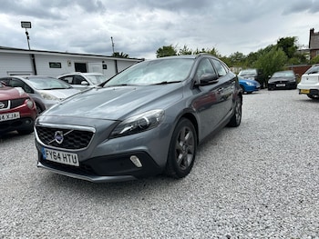 Used Volvo V40 Cross Country 2014 for sale - 79271598: Photo