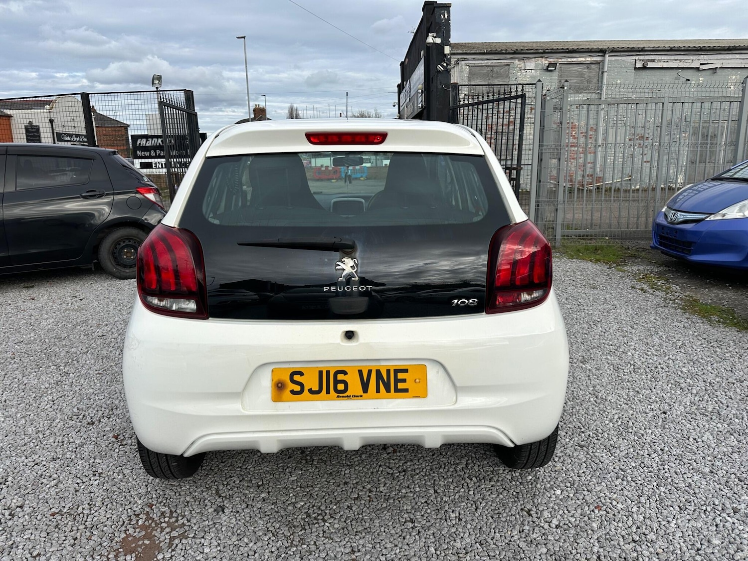 Used Peugeot 108 for sale - 78115732: Photo 10