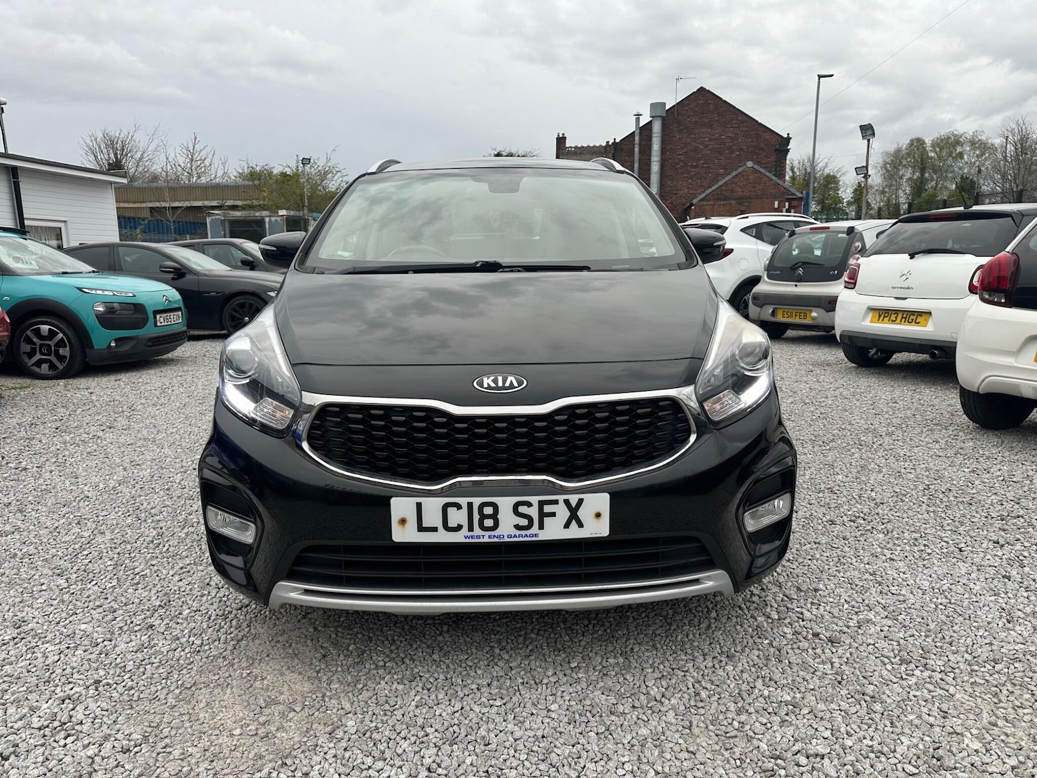 Used Kia Carens for sale - 78116441: Photo 2