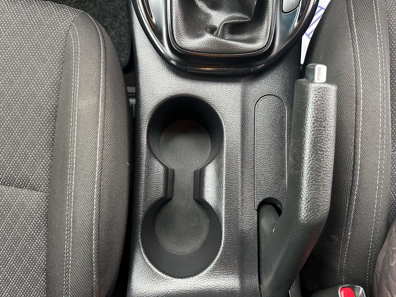 Used Kia Carens for sale - 78116441: Photo 37