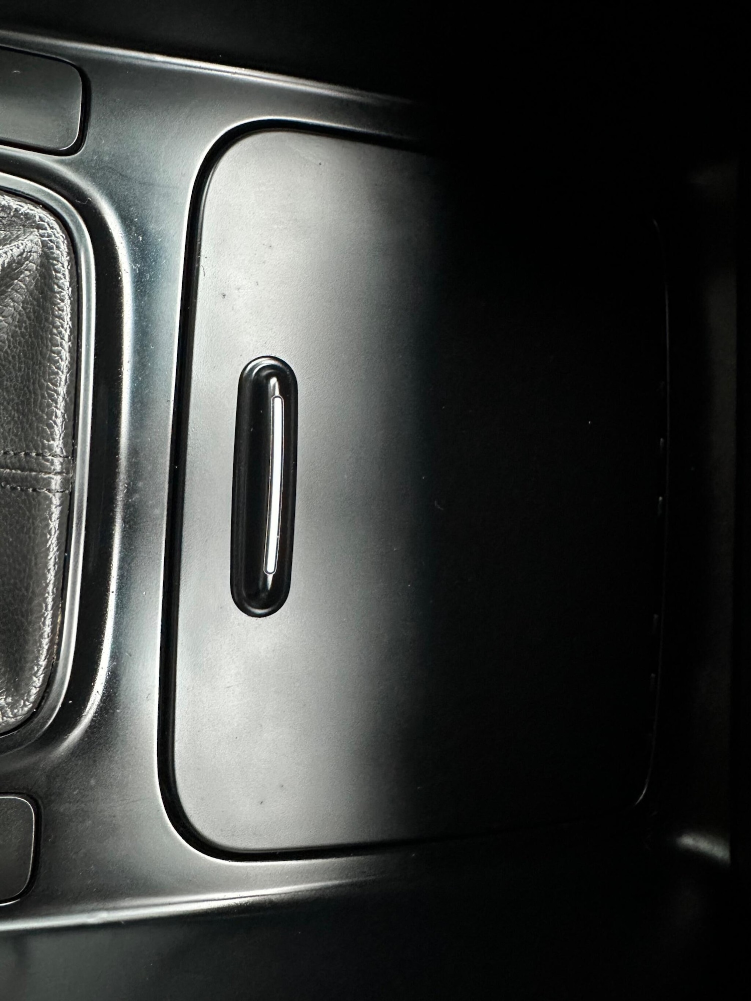 Used Kia Carens for sale - 78116441: Photo 38