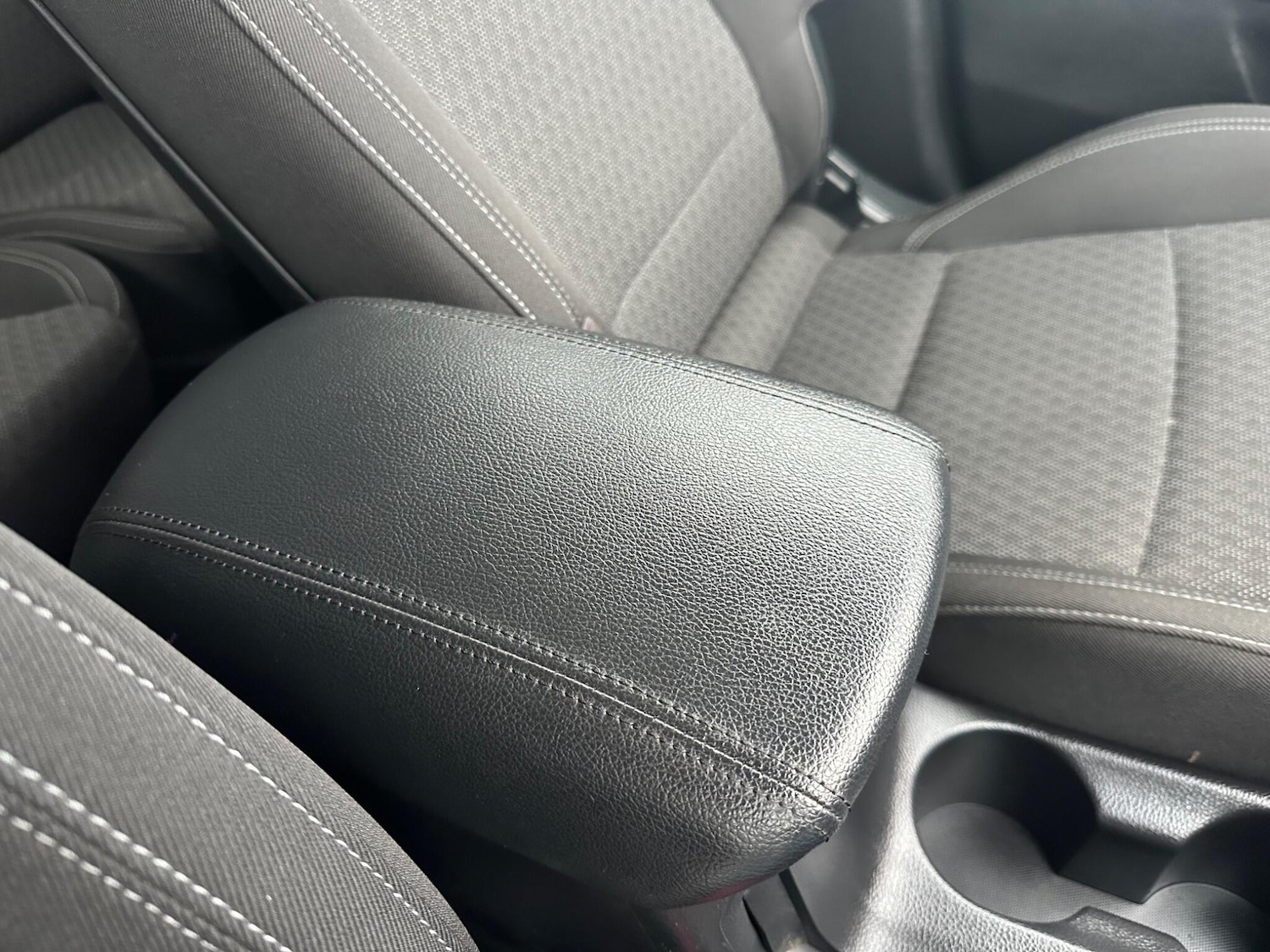 Used Kia Carens for sale - 78116441: Photo 45