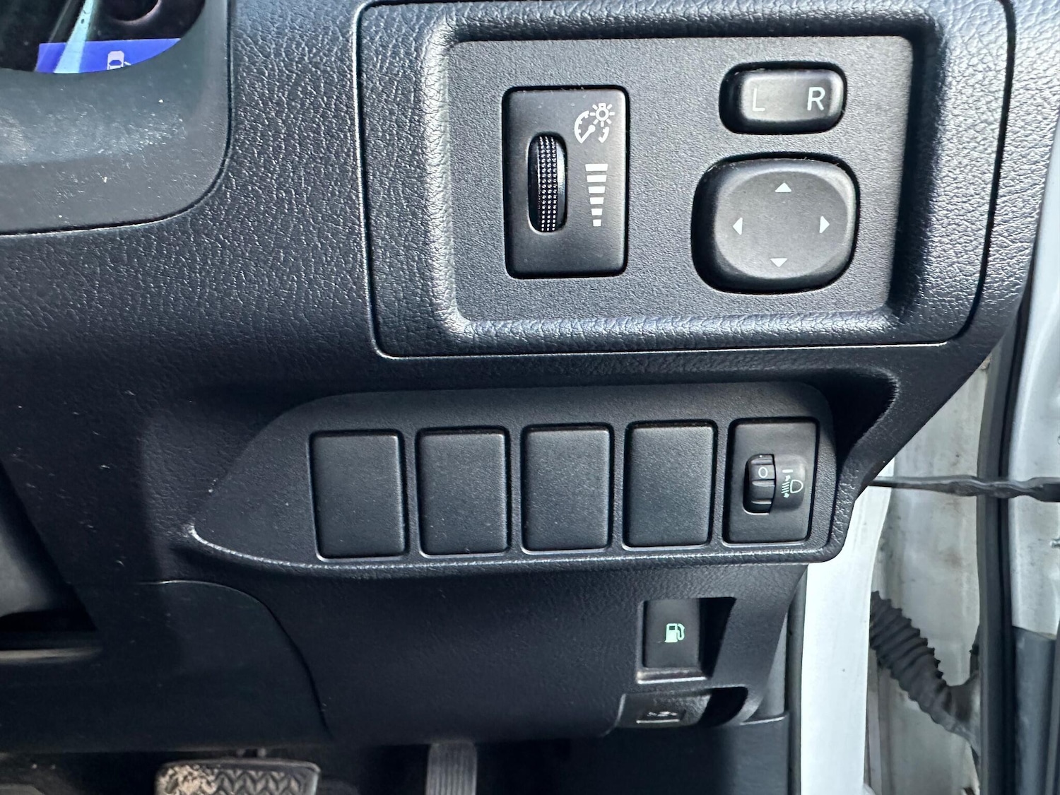 Used Lexus CT 2011 for sale - 76965409: Photo 28