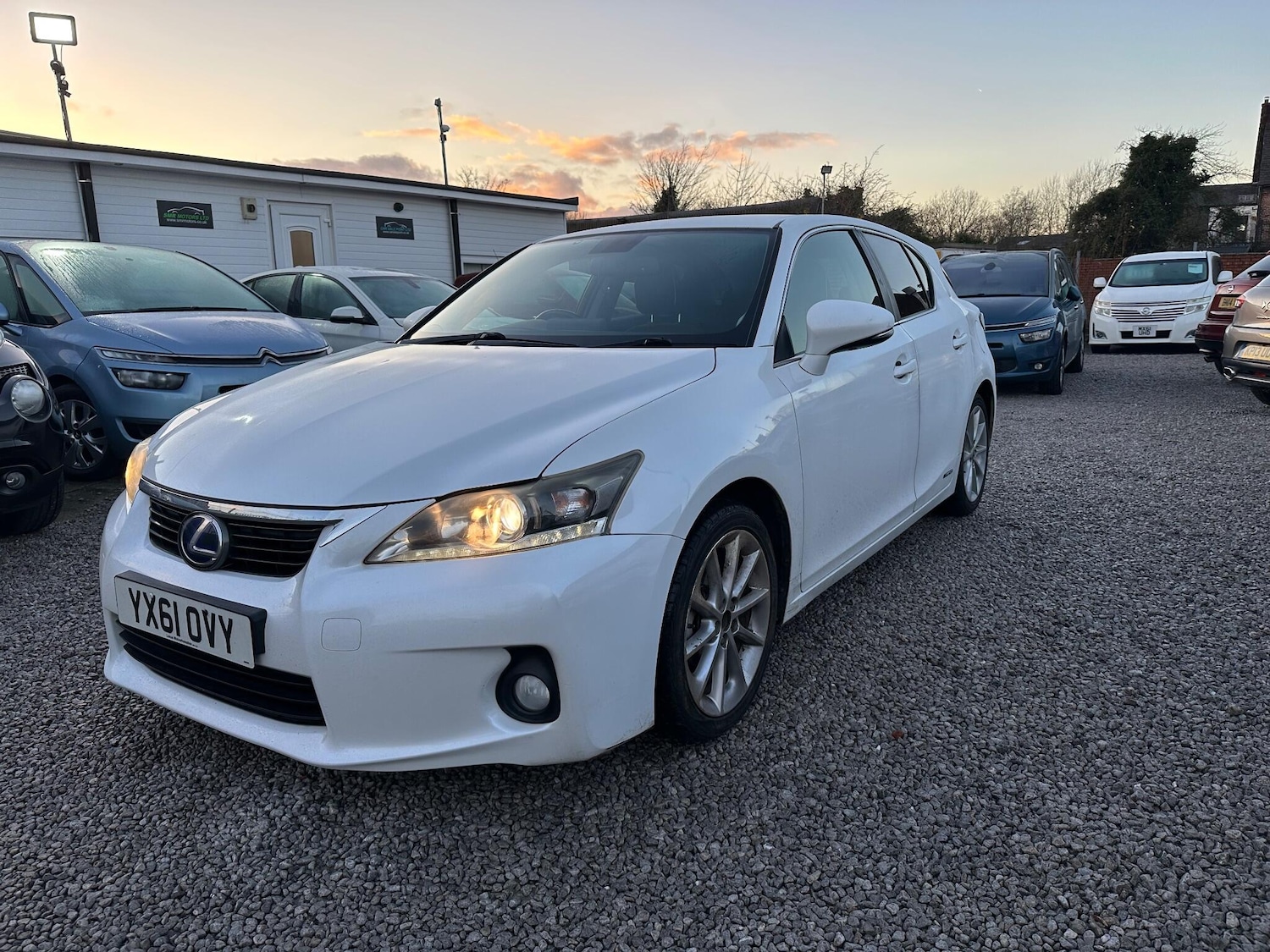 Used Lexus CT 2011 for sale - 76965409: Photo 3