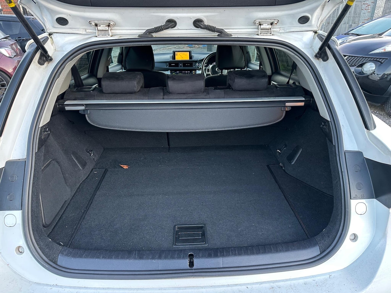 Used Lexus CT 2011 for sale - 76965409: Photo 50