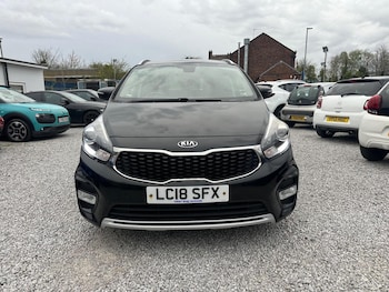 Used Kia Carens 2018 for sale - 79554540: Photo