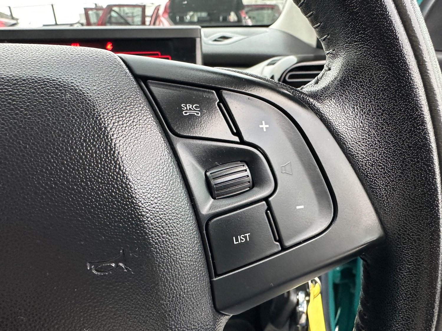 Used Citroen C4 Cactus for sale - 78115064: Photo 17