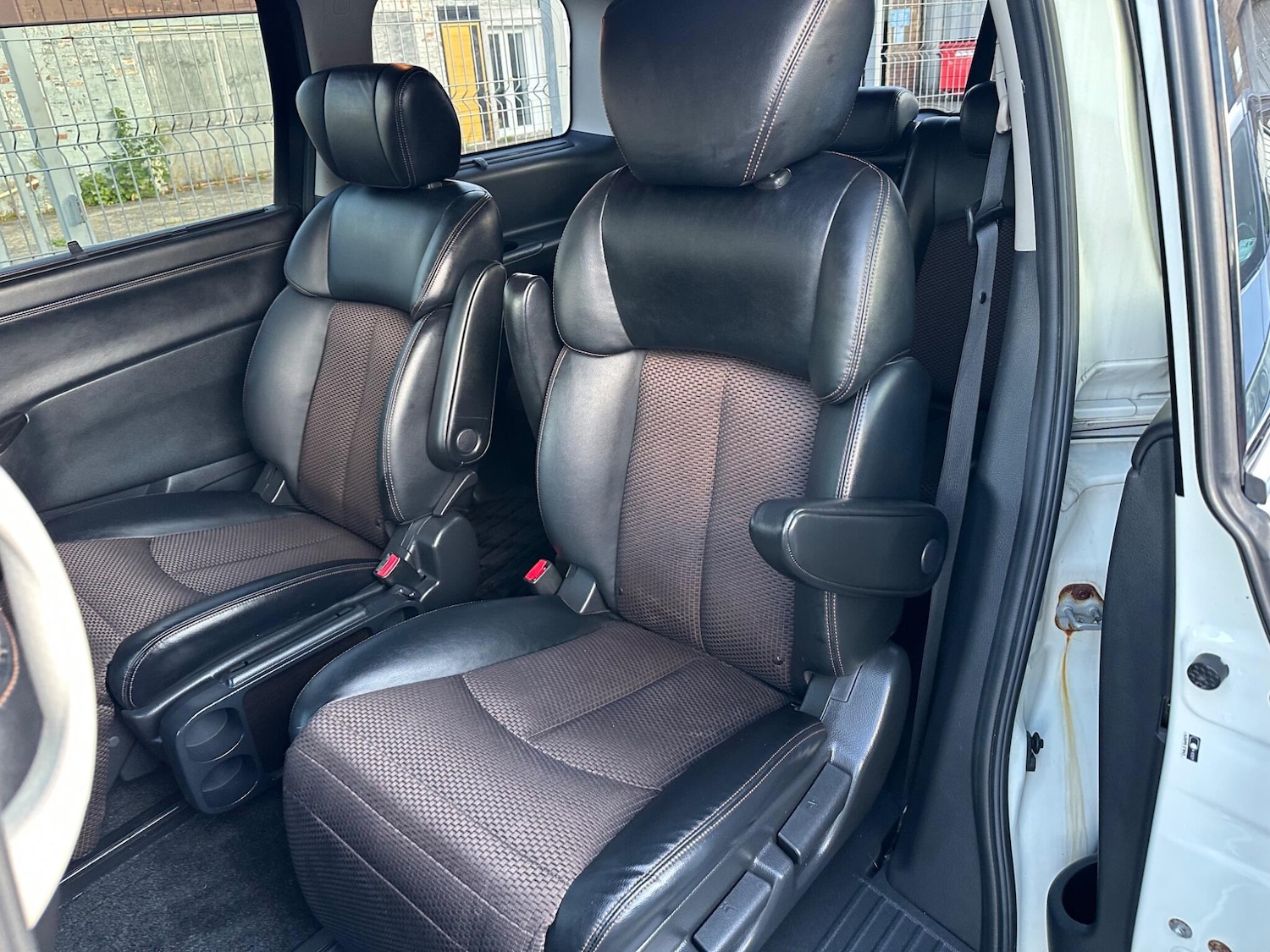 Used Nissan Elgrand 2023 for sale - 76988691: Photo 12