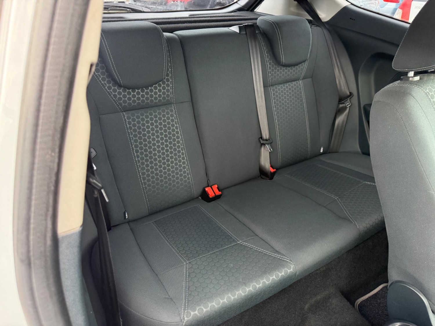 Used Ford Fiesta 2011 for sale - 76137007: Photo 11