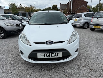 Used Ford Fiesta 2011 for sale - 76137007: Photo