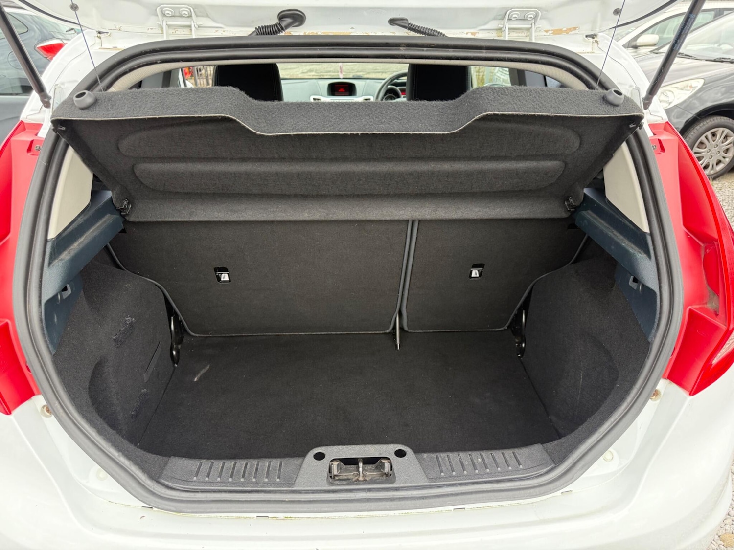 Used Ford Fiesta 2011 for sale - 76137007: Photo 38