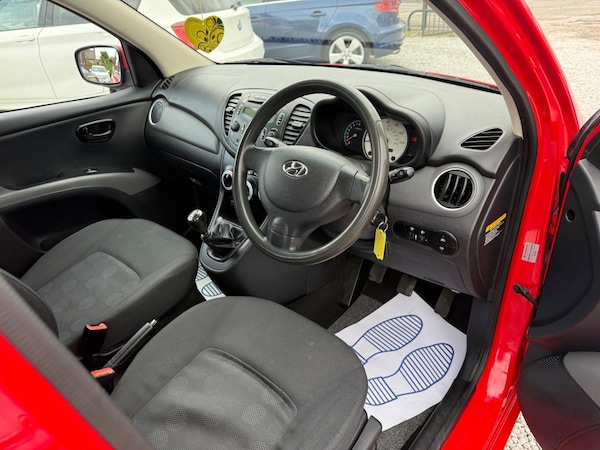 Used Hyundai i10 2010 for sale - 76295956: Photo 11