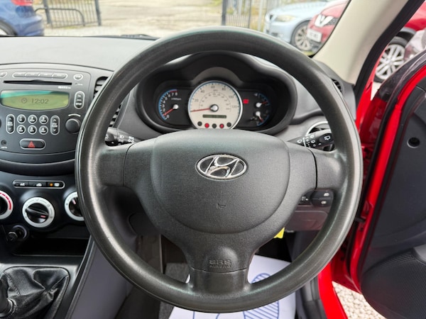 Used Hyundai i10 2010 for sale - 76295956: Photo 14
