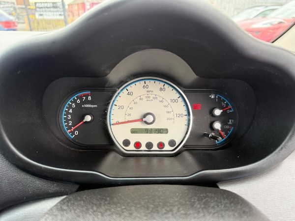 Used Hyundai i10 2010 for sale - 76295956: Photo 19