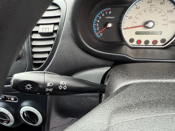 Used Hyundai i10 2010 for sale - 76295956: Photo 23
