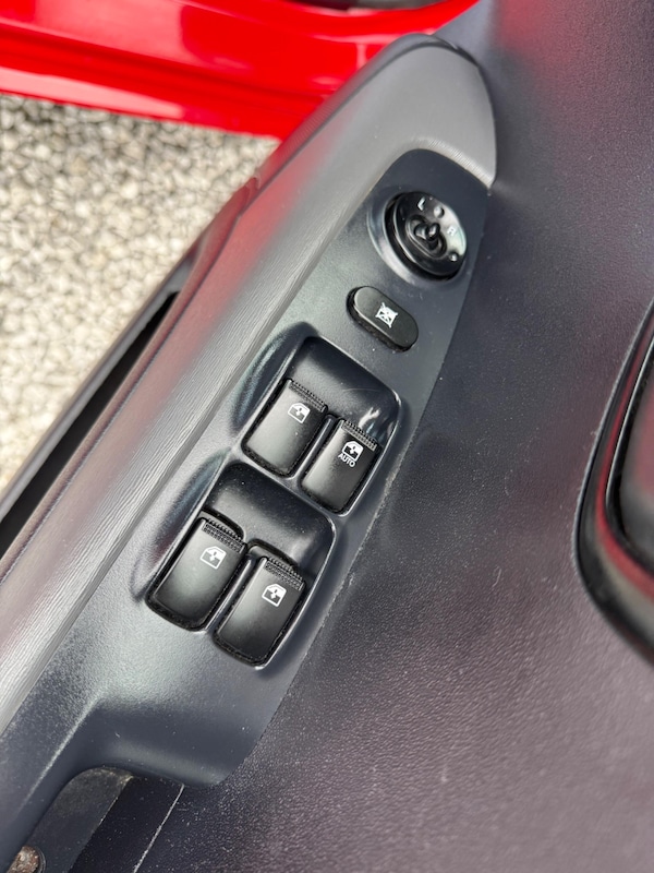 Used Hyundai i10 2010 for sale - 76295956: Photo 24